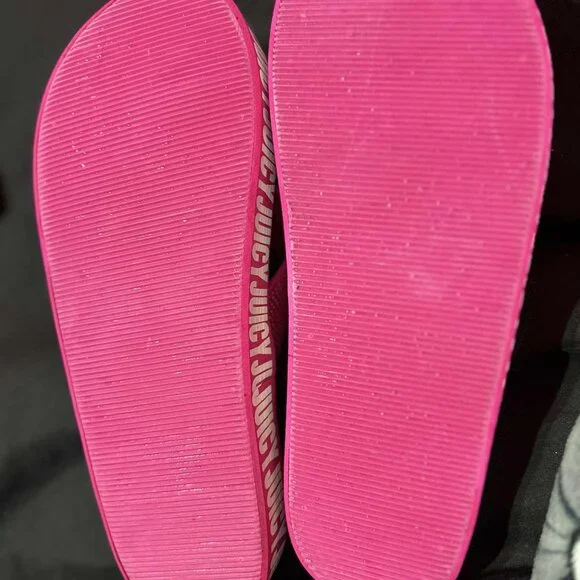 Juicy Couture Women's Sandals Fuchsia Hot Pink FlipFlops - Picture 4 of 4